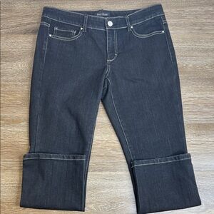 White House Black Market Dark Wash Cropped Flare Jeans – Size 6